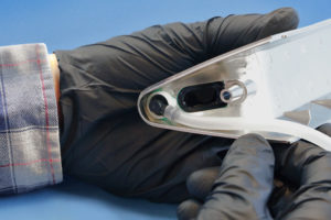 Removing the valve tubing