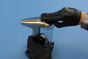 Popping off the cap - there's a nice feature designed into the cap for gripping with your finger